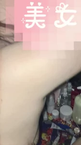 原创 镜子前内射骚逼老婆